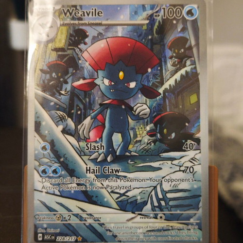 Weavile ASC 228 card like new