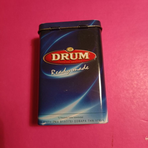 Drum collectible tobacco tin like new