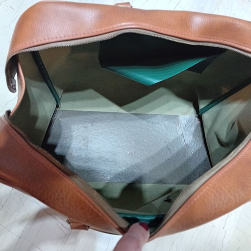 Vintage travel bag, genuine leather, tan color