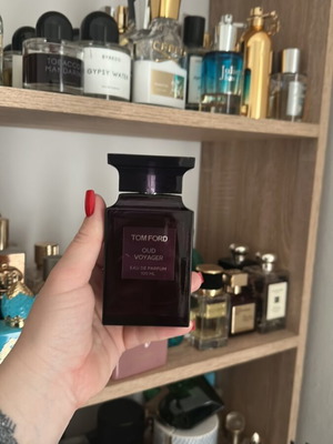 Oud Voyager Eau de Parfum 100 ml nearly full, like new