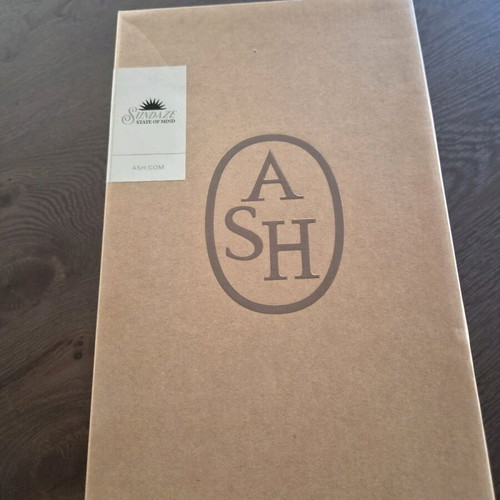 Ash Moonlight Sneakers size 40 like new, off white silver black