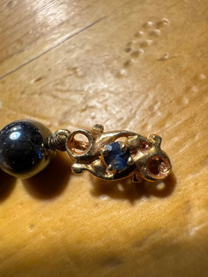 Hematite necklace and earrings set with 14k gold and sapphire like new