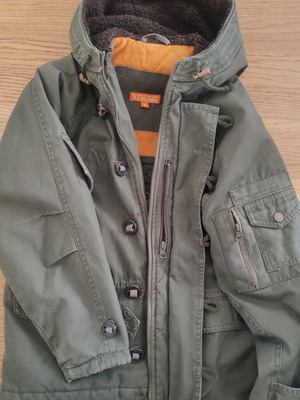 Explorer jacket 8 years like new, green, size 128 cm