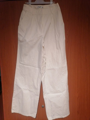 Na-KD white women's pants XS/34 used