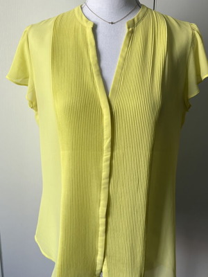 H&M blouse yellow size L/40 like new