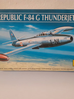 Republic F-84 G Thunderjet μοντέλο 1/72, Heller