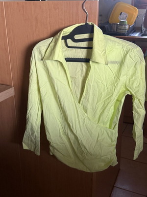 Toi&Moi 3/4 Sleeve Shirt with Zipper like new, green, size S