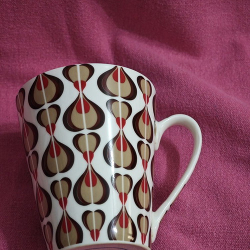 Porcelain Mug Modern House New Bone China like new