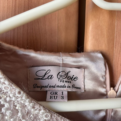La Soie dress with impressive lace, beige and gold