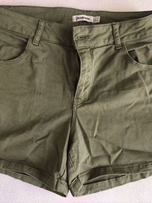 Stradivarius shorts used, pack of 2, khaki and black, size XS