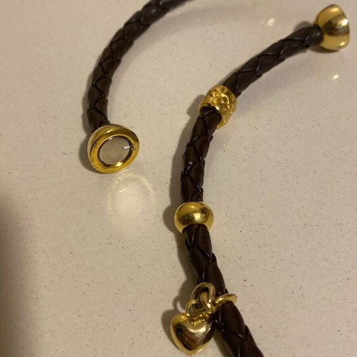 Bijou Brigitte necklace new, leather with gold decorations