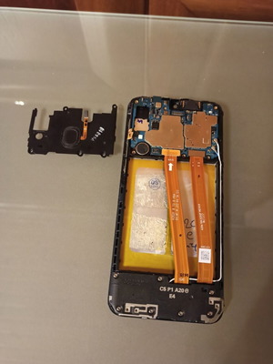 Samsung Galaxy A20e spare parts without screen