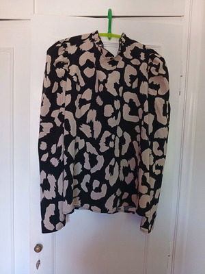 Shein blouse black and beige like new size L
