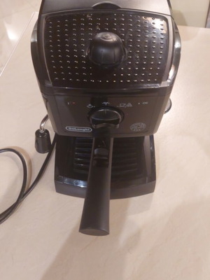 Delonghi coffee machine model EC151-B like new