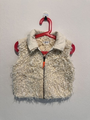 DKNY children's sleeveless fluffy vest, size 4