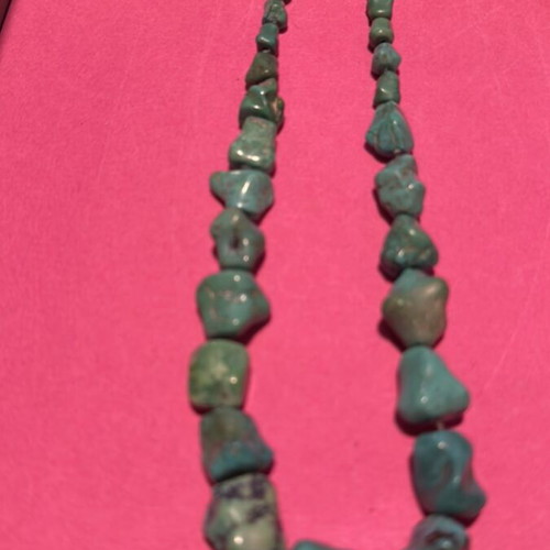 Turquoise Necklace 45 cm with 14k Gold Safety Clasp like new