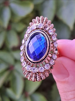 Δαχτυλίδι με πέτρα καινούργιο, μπλε και χρυσαφί, με έλλειψη 2 διαμαντιών