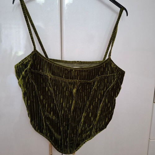 Velvet olive pants and matching corset Nidodileda
