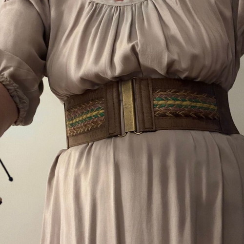 Tunic dress beige with belt and shoulder cutout Swell like new