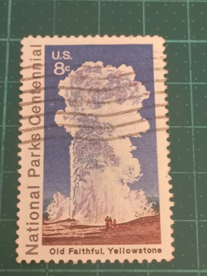 United States 1972 Stamp like new, 100th Anniversary of National Parks Yellowstone