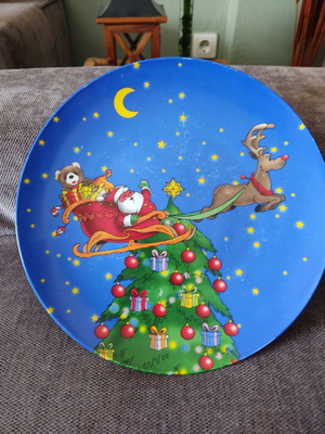 Christmas porcelain platter and spatula used, festive design