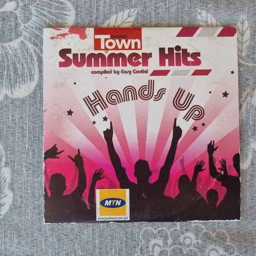 Down Town Summer Hits Hands Up CD like new, electronic