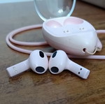 Bluetooth earbuds used