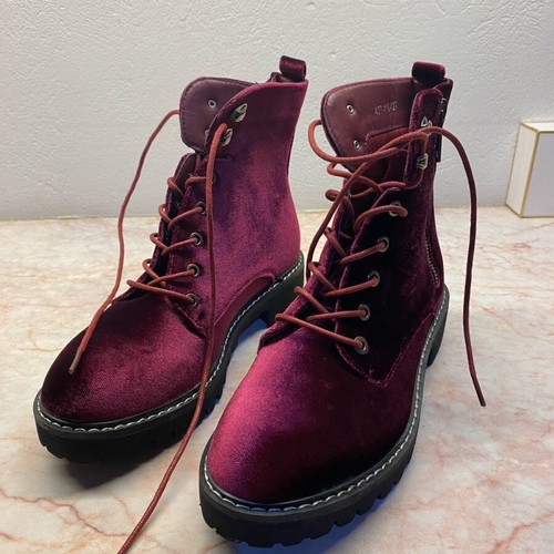 Women’s boots like new, size 37, purple