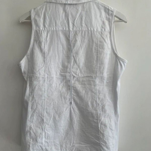 GCfontana white sleeveless shirt, size L
