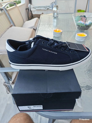 Tommy Hilfiger Vulc Core Long Lace sneakers new, size 45, desert sky