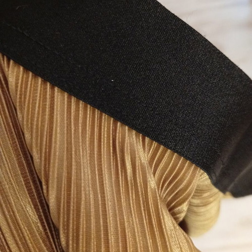 Gold Pleated Skirt one size, new by JusTop