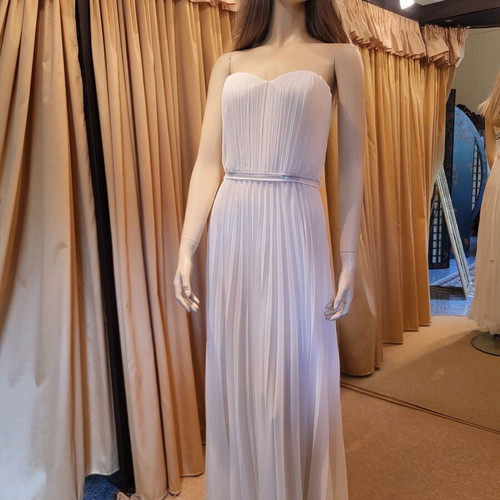 White strapless wedding dress in soleil line with belt new, size 10-12