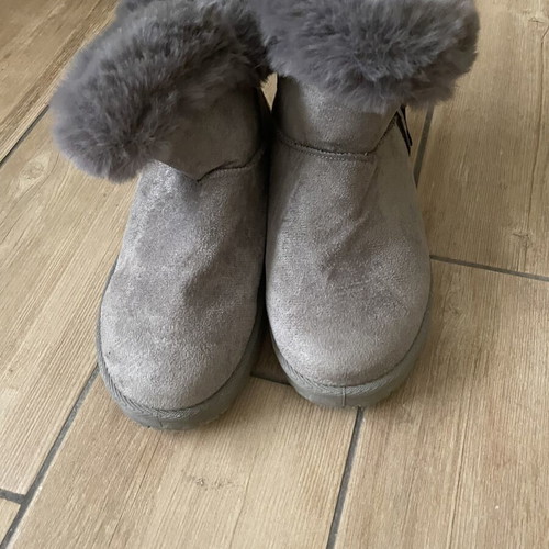 Winter ankle boots used, grey