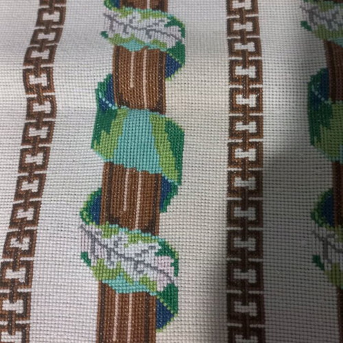 Handmade table runner like new, dimensions 0.65×0.37
