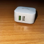 Double USB charger like new