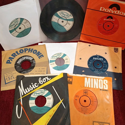 Greek Pop singles used, pack of 11