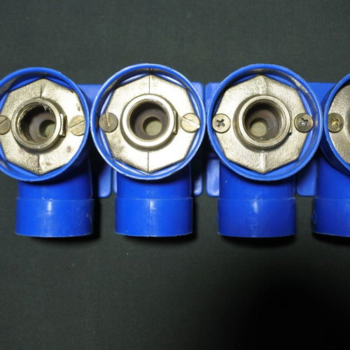 Water intake elbows like new, pack of 13, blue color