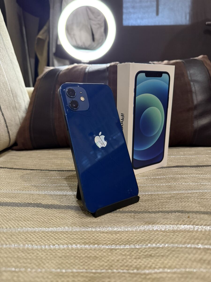 iPhone 12 64GB Blue like new - € 170,00 - Vendora.cy
