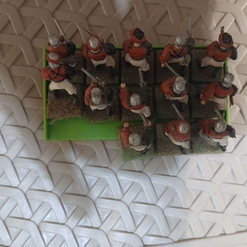 Empire Handgunners 13 plastic models like new, painted