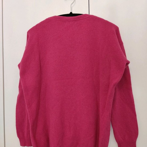 Wool sweater pink fuchsia used 100% softwool knit