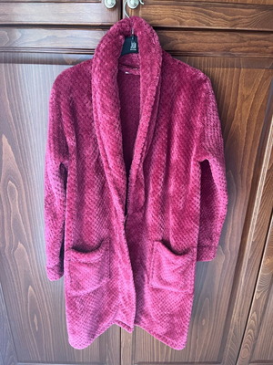 Oysho women's warm robe pink like new, size S