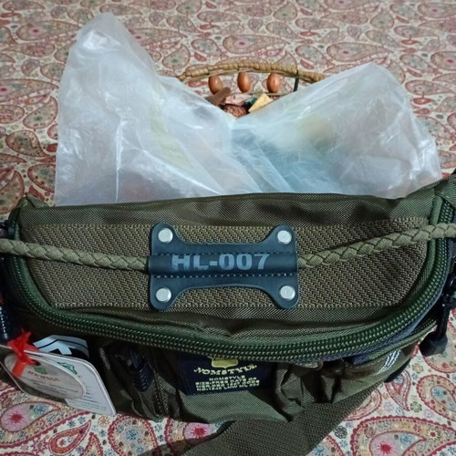 Army Green Waist Bag new with multiple pockets and wide strap