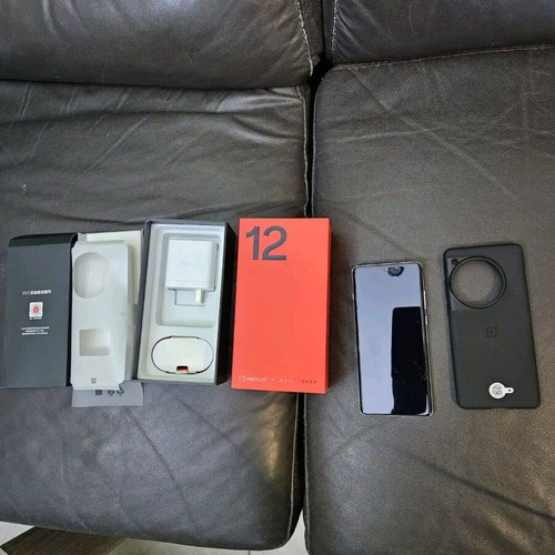 OnePlus 12 256GB 12GB Like New EU Global Snapdragon 8 Gen 3