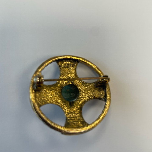 Byzantine style cross brooch with gray round stone like new