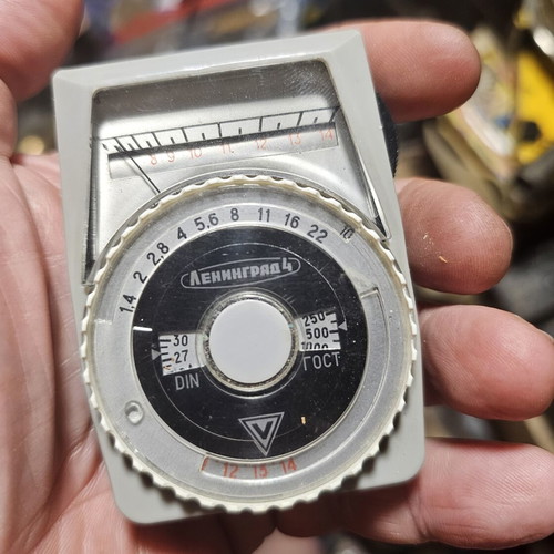 Vintage Luxometro Soviet Light Meter USSR CCCP Leningrad