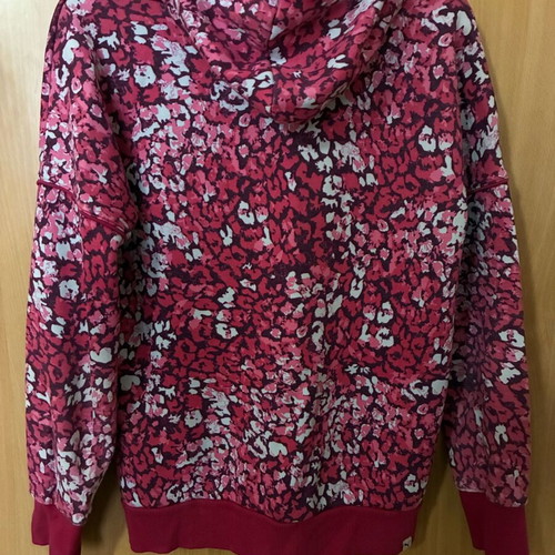 Puma sweatshirt like new, colorful, collectible, size S
