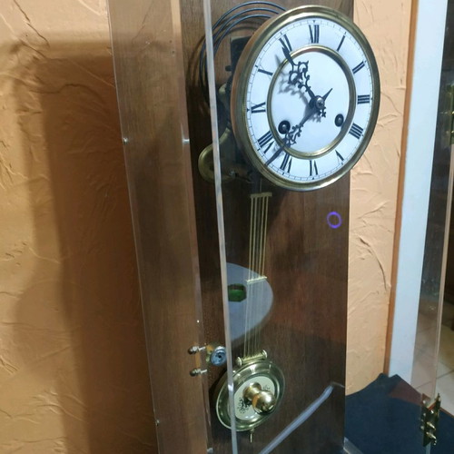 Wall clock wind-up new with plexiglass dial
