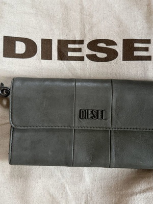 Diesel δερμάτινο πορτοφόλι σαν καινούργιο, πράσινο