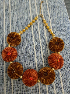 Handmade velvet necklace like new