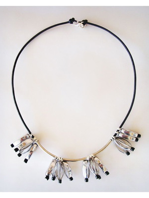 Χειροποίητο Μαύρο Δερμάτινο Choker με Ασημένιο Κούμπωμα και Κρυστάλλινες Λεπτομέρειες καινούργιο